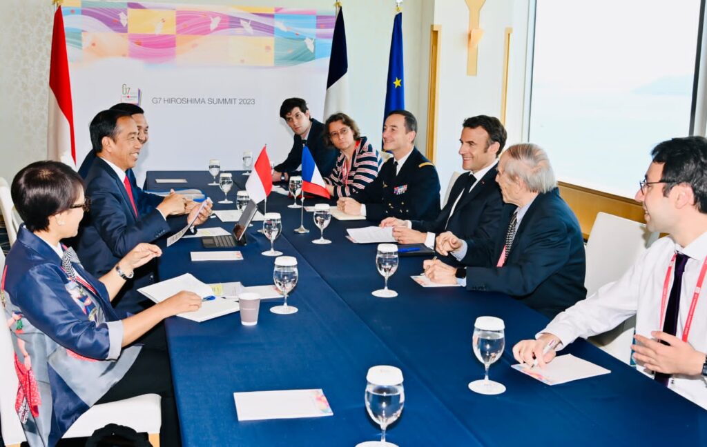 Empat Poin Pembahasan Presiden Jokowi Saat Bertemu Presiden Macron