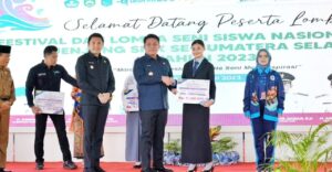 Herman Deru Semangati Peserta FL2SN Tingkat SMK Se Sumsel