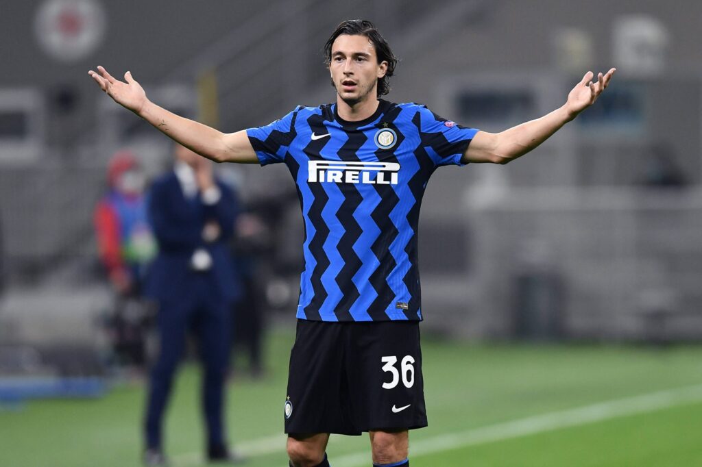 Matteo Darmian Kalahkan Manchester City  Demi MU