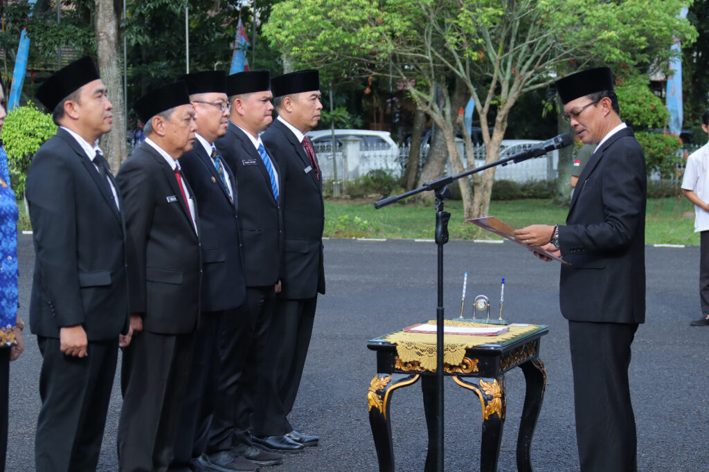 Harnojoyo Lantik Ratusan P3K Kesehatan Dan Puluhan CPNS