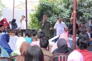 HUT RI 78, Ratu Dewa Berbagai Ke Warga Panca usaha