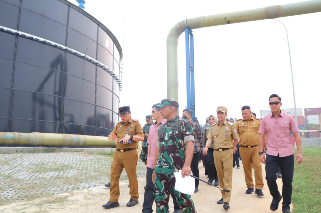 Ratu Dewa Tinjau Proyek IPAL Palembang