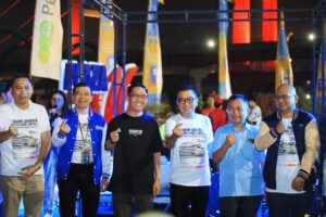 Ratu Dewa Ajak Helmi Yahya Ke Pasar 16 Pada Malam Hari