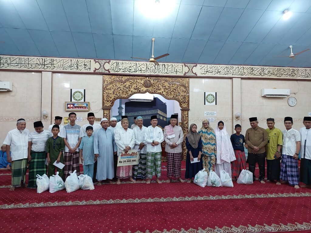 Ratu Dewa Ajak Jemaah Mesjid Al-Hanif Doa Bersama Untuk Saudara di Palestina