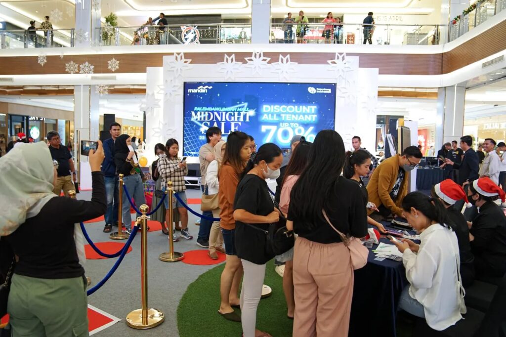 Rayakan Pergantian Tahun 2024, Palembang Indah Mall Pesta Diskon