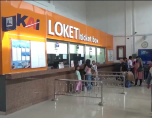 Tiket Kereta Api Jelang Nataru Ludes