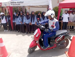 Astra Motor Beri Edukasi Safety Riding Kepada Siswa SMK Penukal Pali 