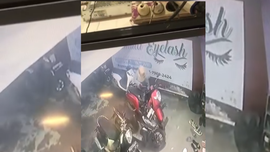 Aksi Emak Emak Curi Motor Di Salon Kecantikan Ramai Dibicarakan Di Sosmed