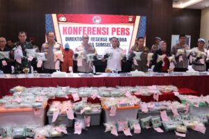 Ratusan Kilo Sabu Dan Ratusan Ribu Butir Ekstasi Diamankan Polisi