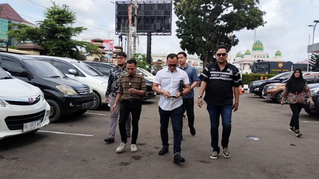 Pelapor Dugaan Pelecehan Seksual Oleh Dokter Serahkan Barang Bukti ke Polisi