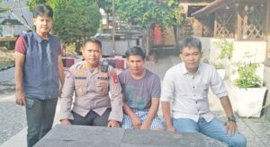 Diduga Didasari Dendam Umar Tikam Hamid 4 tikaman Dan Menyerahkan diri Kepolsek Mesuji OKI