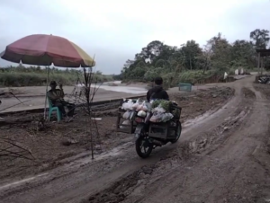 Jalan Kabupaten Di Lahat Nyaris Hilang Akibat Abrasi