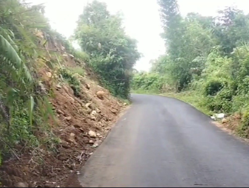 Hujan Deras Semenda Raya Rawan Longsor