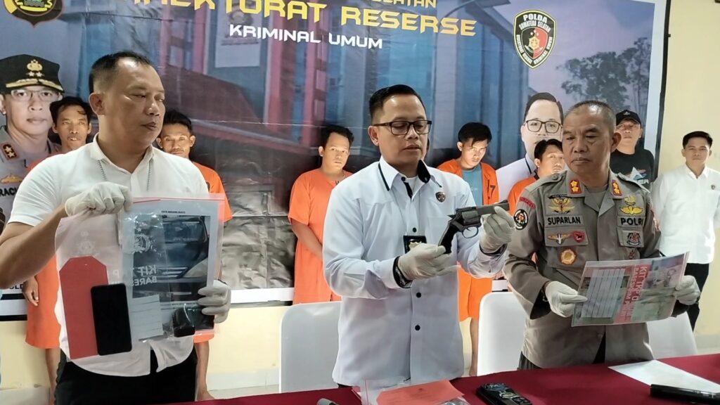 Polisi Ringkus Enam Kawanan Pelaku Perampokan Serta Pelecehan Seksual