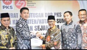 Panca Ardhani Terima Surat Dukungan PKS Untuk Kembali Ikut Kontestasi Pilkada OI 2024