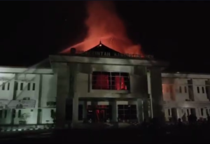 Kantor Bupati Pemkab OKU Hangus Terbakar