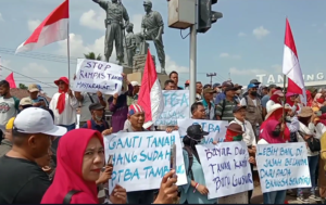 Ratusan Warga Desa Keban Agung Demo Ganti Rugi Lahan