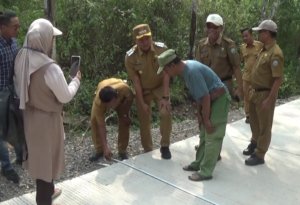 Pj Bupati OKU Tinjau Proyek Infrastruktur