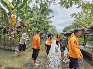 Monitoring Luapan Sungai Di Lubuk Keliat Pasca Banjir