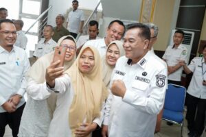 Bupati Toha Keliling Kantor Sekretariat Pemkab Muba