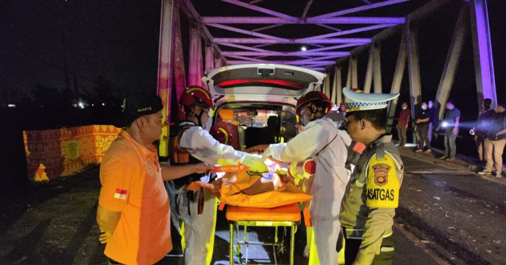 Geger Penemuan Mayat Di Sungai Rambutan