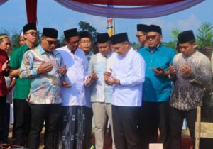 Wabup Rohman Letak Batu Pertama Pembangunan Ponpes Riyadhul Muslimin