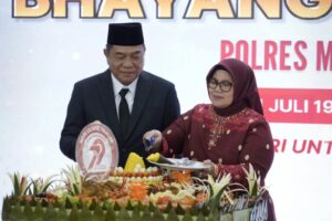 Bupati Toha Semarakkan Syukuran Hari Bhayangkara ke-79 Polres Muba