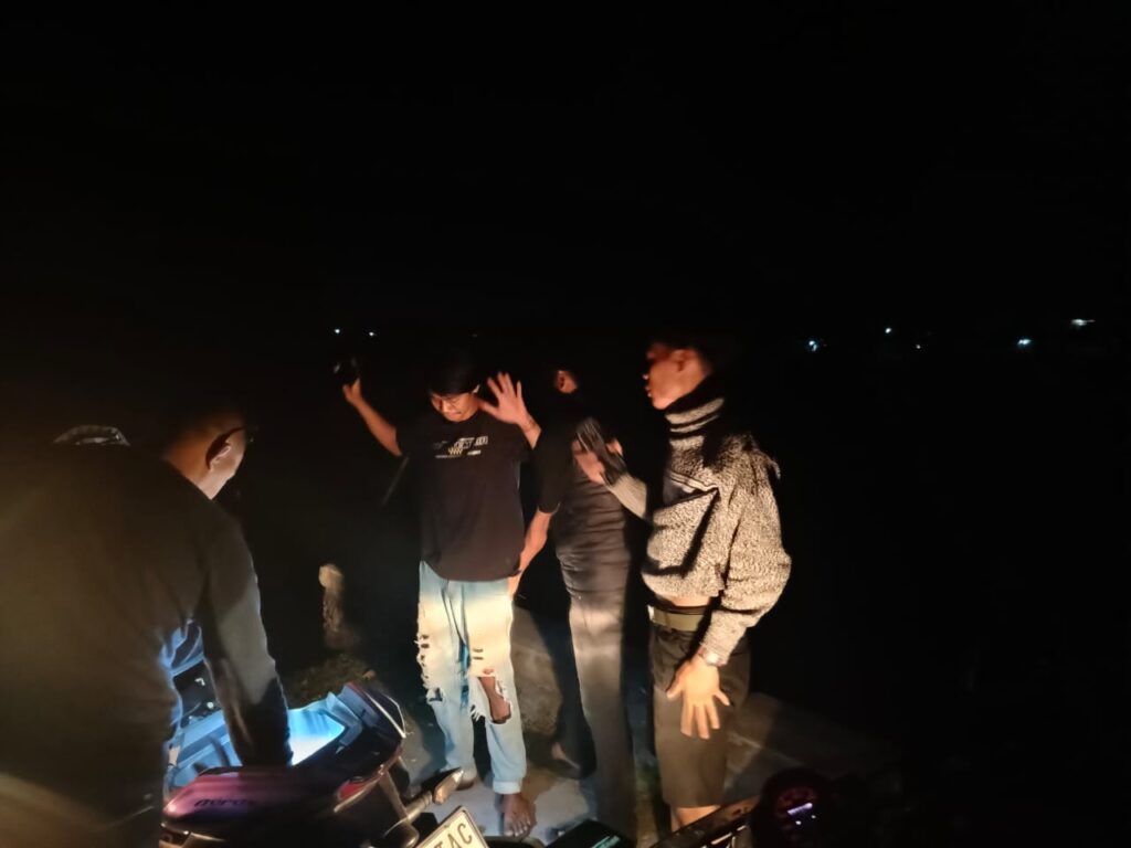 Gelar Patroli Malam, Tegas Komitmen Jaga Keamanan Warga