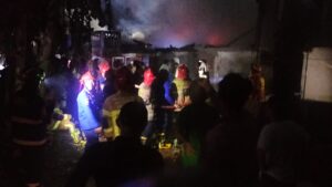 Pemukiman Padat Penduduk Ludes Terbakar Di Palembang