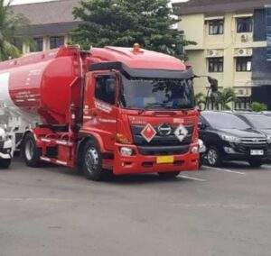 Polda Sumsel Bongkar Penyelewengan BBM Subsidi oleh Sopir Tangki