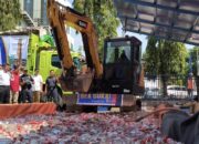 Bea Cukai Sumbagtim Musnahkan 29,8 Juta Batang Rokok Ilegal Senilai Rp19,3 Miliar