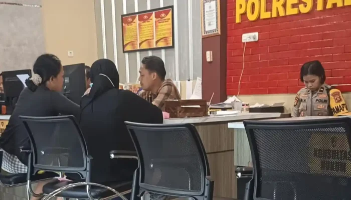Cekcok Soal Ayam, Bahu Warga Jakabaring Dipukul Tetangga Dua Kali
