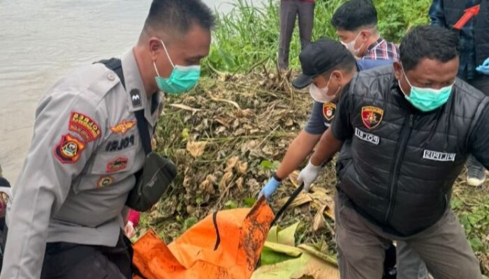 Mayat Pria Ditemukan Mengapung di Sungai Komering, Warga Serapek Heboh
