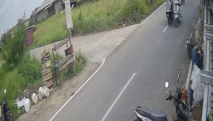 Aksi Jambret Terekam CCTV, Kalung Emas Emak-emak Raib di Gandus Palembang