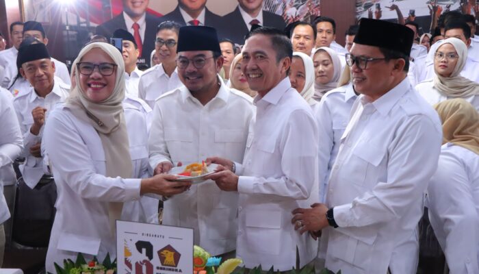 Gerindra Genap 18 Tahun, 20 Ribu Paket Sembako Dibagikan di Palembang