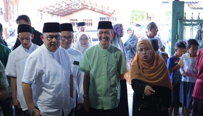 Ratu Dewa Gandeng Lazisnu PWNU Sumsel Tebar Keberkahan Takjil