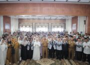 Sekda Palembang Lepas 66 Jemaah Haji PGRI, Tekankan Kesiapan Fisik dan Mental