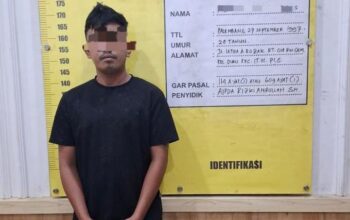 Buang Sabu Saat Digerebek, Dua Pengedar di Palembang Tetap Diciduk Polisi
