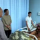 Wakapolres Musi Rawas Jenguk Korban Kecelakaan Mobil Patwal