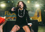 Nadya Tolokonnikova dari Pussy Riot Buka Suara Soal Album Debut ‘CYKA’: “Saya Ingin Membuat Masalah”