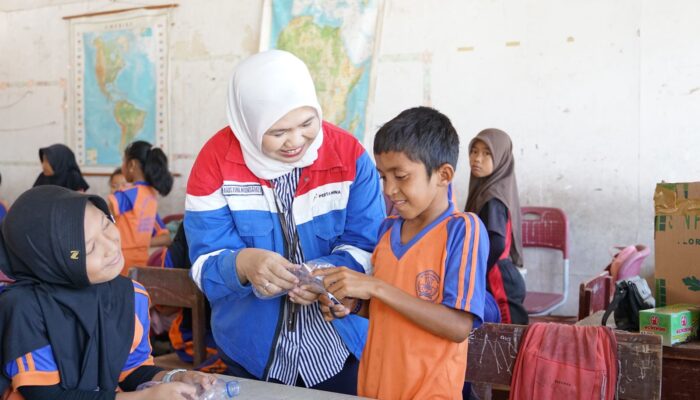 Pertamina Patra Niaga Perkuat Edukasi Lingkungan Melalui Program SEKAR di Kawasan Pesisir Medan