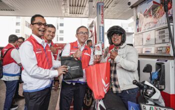 Senyum Pelanggan, Senyumku Juga: Pertamina Patra Niaga Hadir Lebih Dekat di Hari Pelanggan Nasional