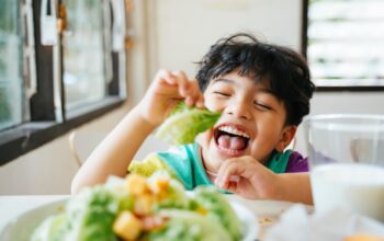 Anak Usia 1–3 Tahun Sering Pilih-Pilih Makanan? Ini Tips yang Bisa Dicoba Orang Tua