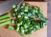 Daun Bawang Bukan Sekadar Pelengkap Masakan, Ini Manfaatnya untuk Kesehatan