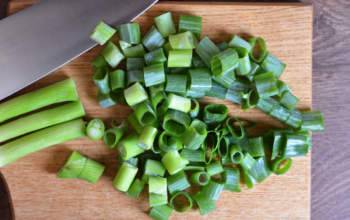 Daun Bawang Bukan Sekadar Pelengkap Masakan, Ini Manfaatnya untuk Kesehatan