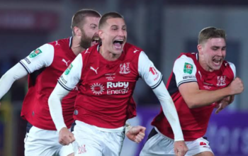Sensasi Keajaiban Piala Liga! Fleetwood Town Nantikan Pemenang Everton vs Newcastle di Babak Delapan Besar
